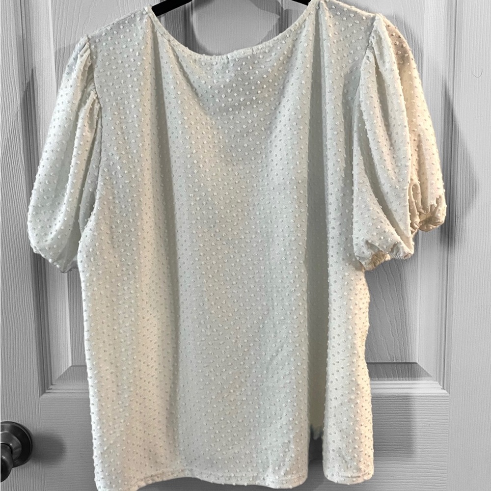 W5 Women’s Swiss Dot Top - Picture 2 of 4